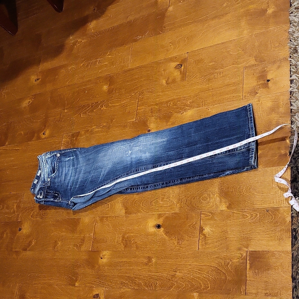 Women's Miss Me, Embellished Jeans, Size 28, In-seam 32 Distressed - Picture 8 of 8
